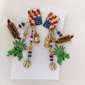 Lunch-at-the-Ritz-USA-All-American-Flag-Enamel-Cr